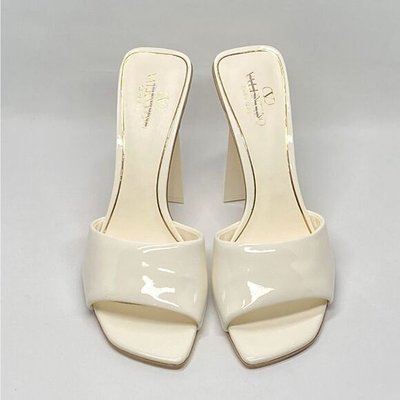 Valentino Garavani One Stud Hyper Slide Sandals In Patent Leather size 39.5 - Picture 4 of 15